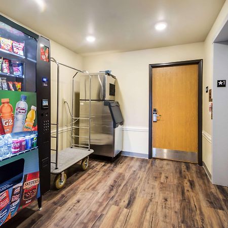 Econo Lodge Бърлингтън Екстериор снимка