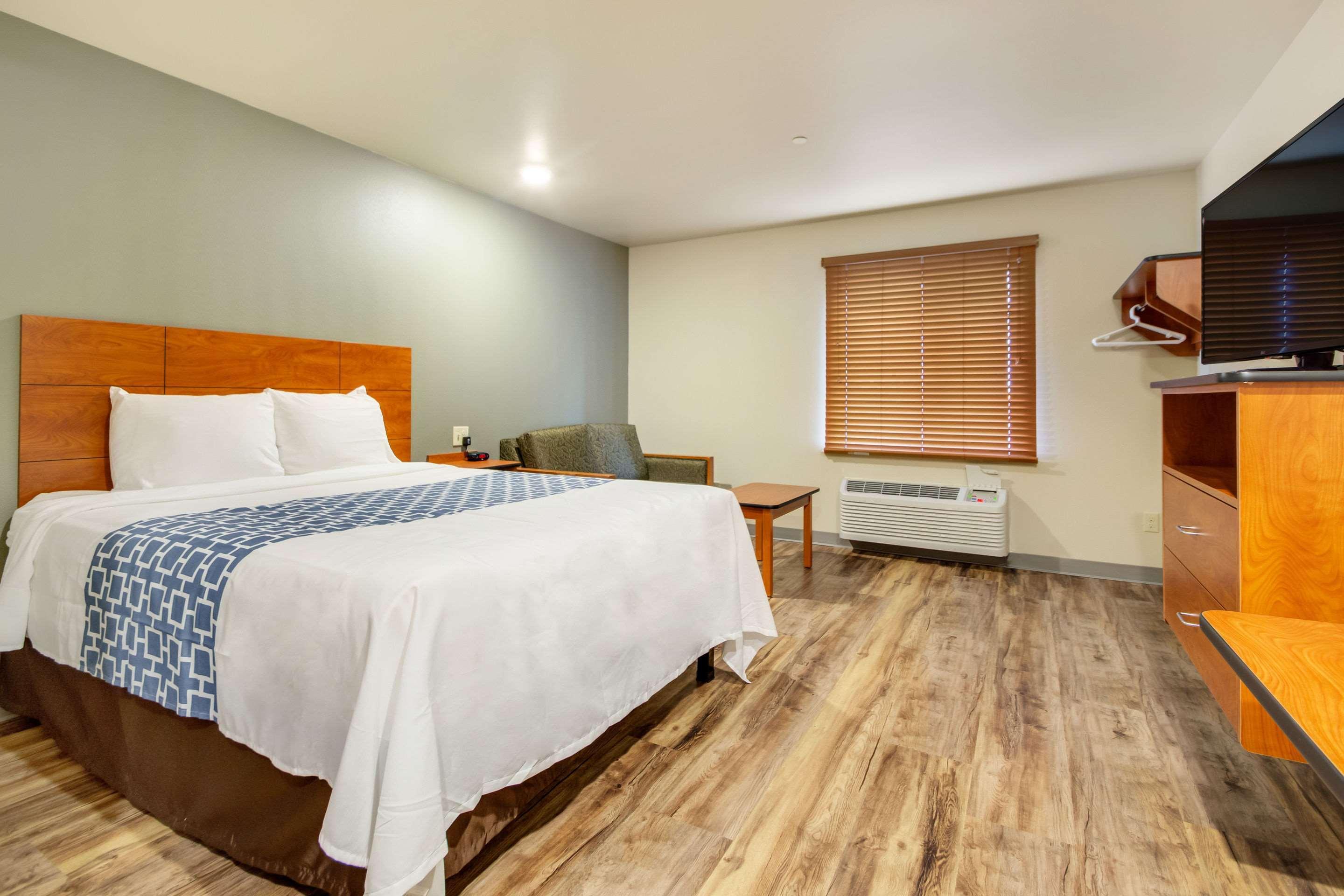 Econo Lodge Бърлингтън Екстериор снимка